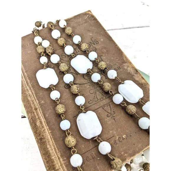 Vintage white milk glass gold chunky bead double layered long chain necklace - Picture 2 of 5